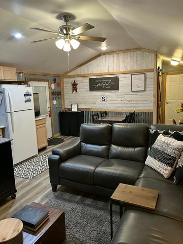 209 Brandy Lane, Stanton, KY 40380