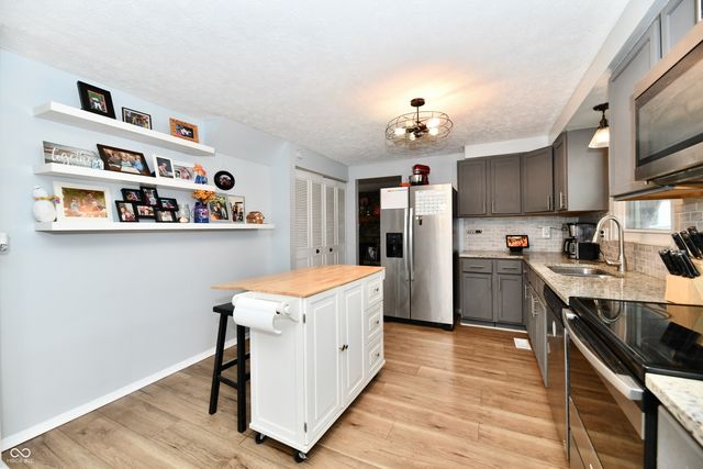 7613 Dawnwood Court, Indianapolis, IN 46227