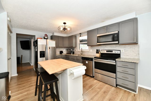 7613 Dawnwood Court, Indianapolis, IN 46227