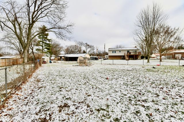 7613 Dawnwood Court, Indianapolis, IN 46227