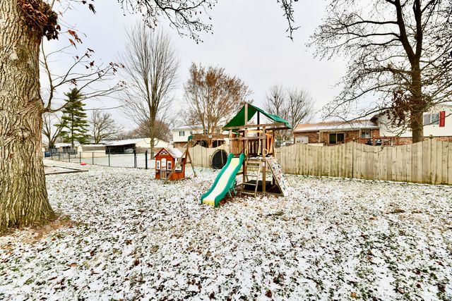 7613 Dawnwood Court, Indianapolis, IN 46227