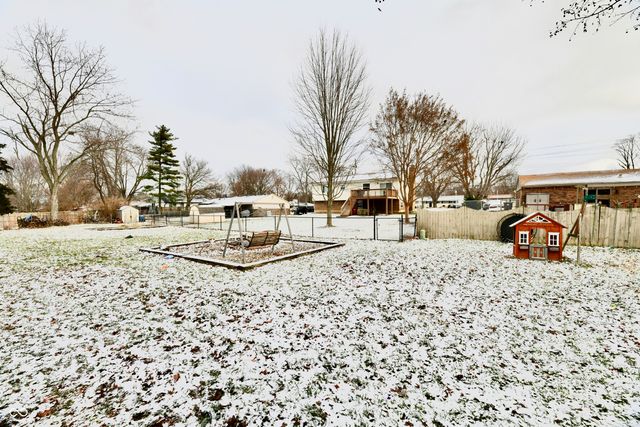 7613 Dawnwood Court, Indianapolis, IN 46227