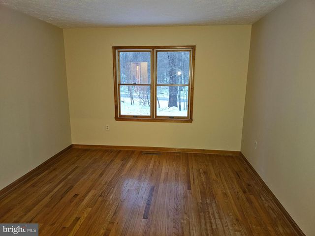 26314 FOREST HALL DR, Mechanicsville, MD 20659