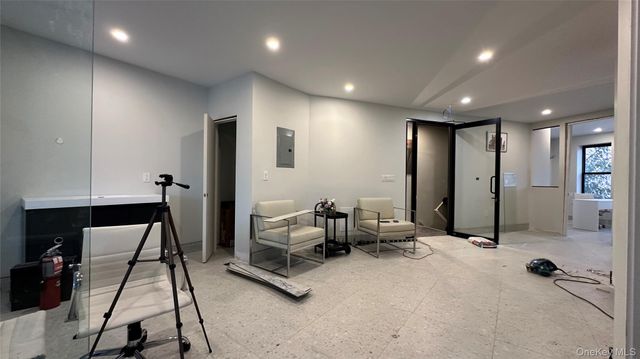 1521 E New York Avenue, Brooklyn, NY 11212