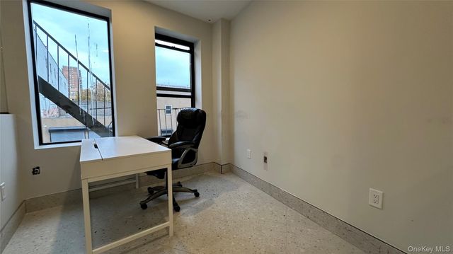 1521 E New York Avenue, Brooklyn, NY 11212