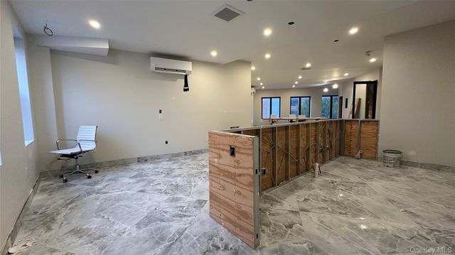 1521 E New York Avenue, Brooklyn, NY 11212