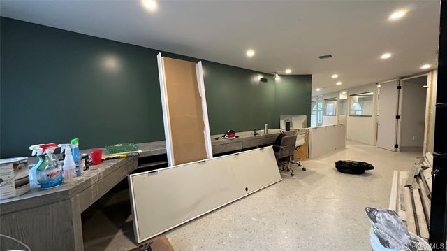 1521 E New York Avenue, Brooklyn, NY 11212