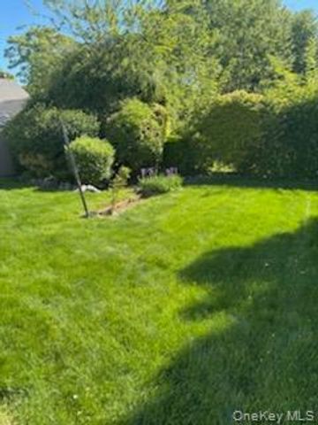 1210 Terrace Boulevard, New Hyde Park, NY 11040