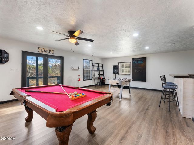 1033 Sunset View Road, Sevierville, TN 37876