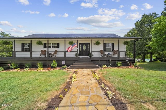 1033 Sunset View Road, Sevierville, TN 37876