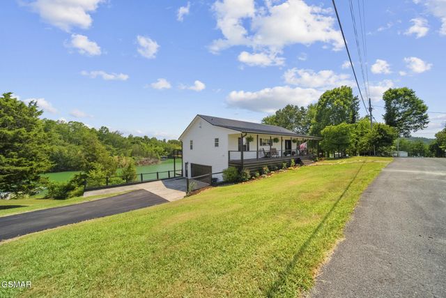 1033 Sunset View Road, Sevierville, TN 37876