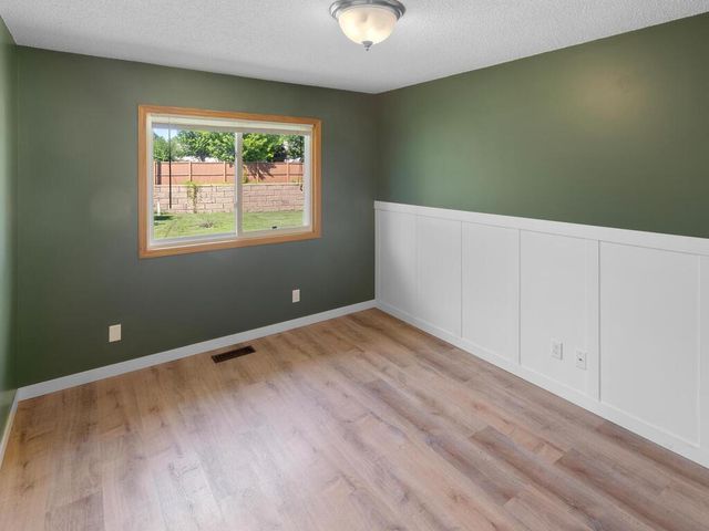 16469 Glengary Court W, Lakeville, MN 55068