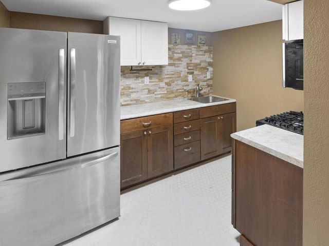 16469 Glengary Court W, Lakeville, MN 55068