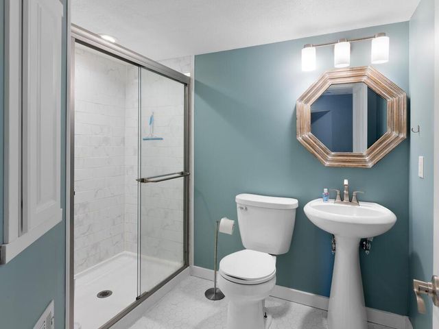 16469 Glengary Court W, Lakeville, MN 55068