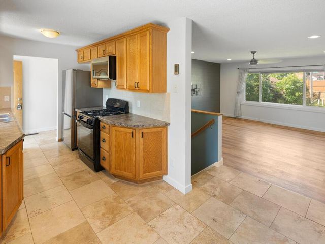 16469 Glengary Court W, Lakeville, MN 55068