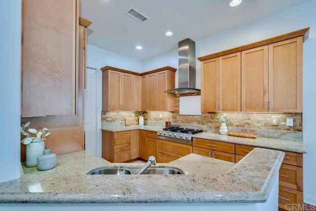 4529 Cove Drive 101, Carlsbad, CA 92008