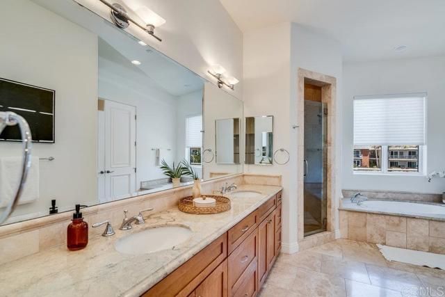 4529 Cove Drive 101, Carlsbad, CA 92008