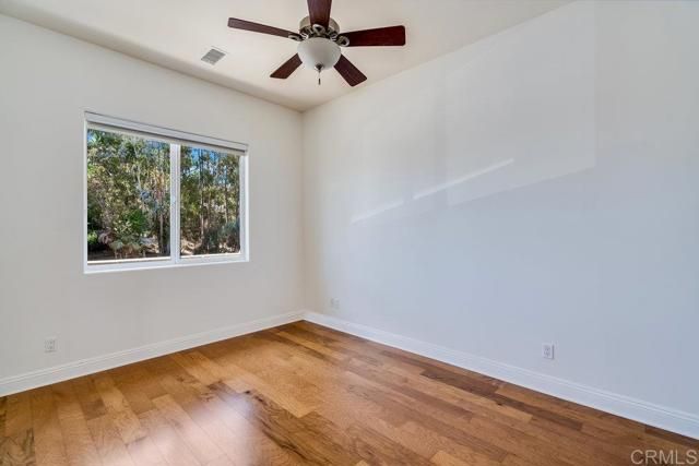 4529 Cove Drive 101, Carlsbad, CA 92008