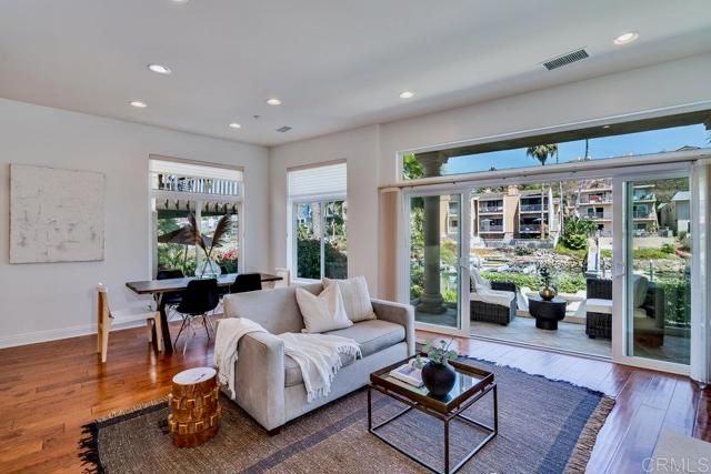 4529 Cove Drive 101, Carlsbad, CA 92008