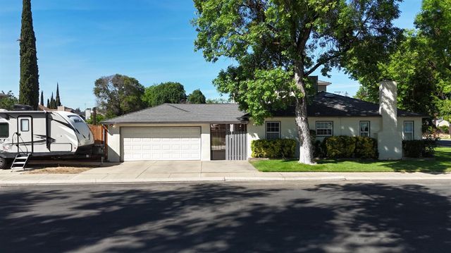 401 Fortuna Ave, Modesto, CA 95354