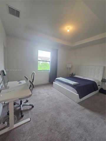 21124 NE 8th Ave, Miami, FL 33179