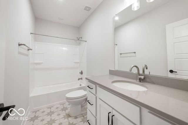 19661 Wood Farm Place, Westfield, IN 46074