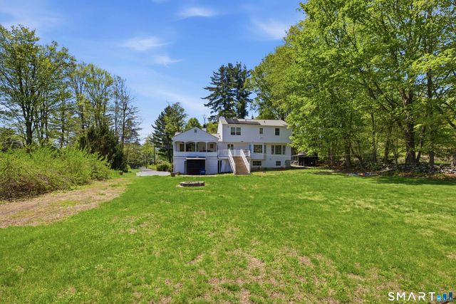 17 Wolfpits Road, Bethel, CT 06801