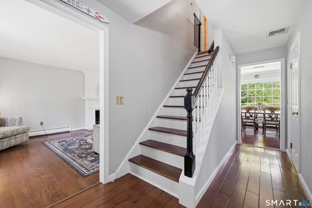 17 Wolfpits Road, Bethel, CT 06801