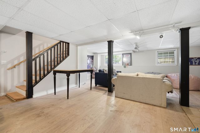 17 Wolfpits Road, Bethel, CT 06801