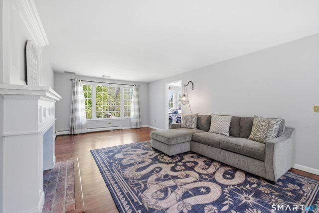 17 Wolfpits Road, Bethel, CT 06801
