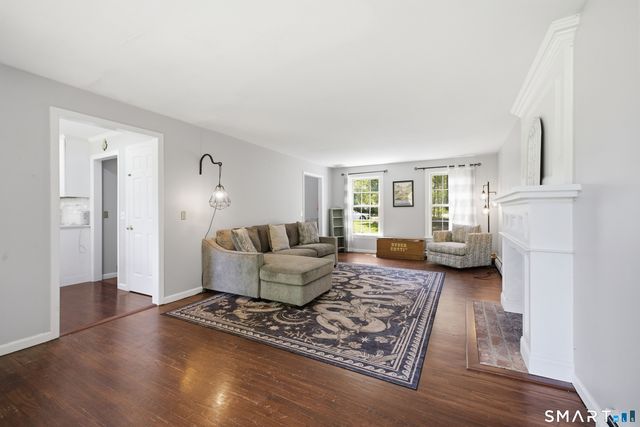 17 Wolfpits Road, Bethel, CT 06801
