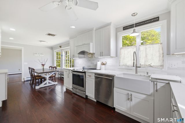 17 Wolfpits Road, Bethel, CT 06801