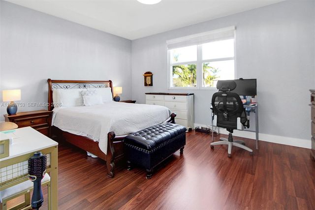 11491 NW 78th Ter, Doral, FL 33178