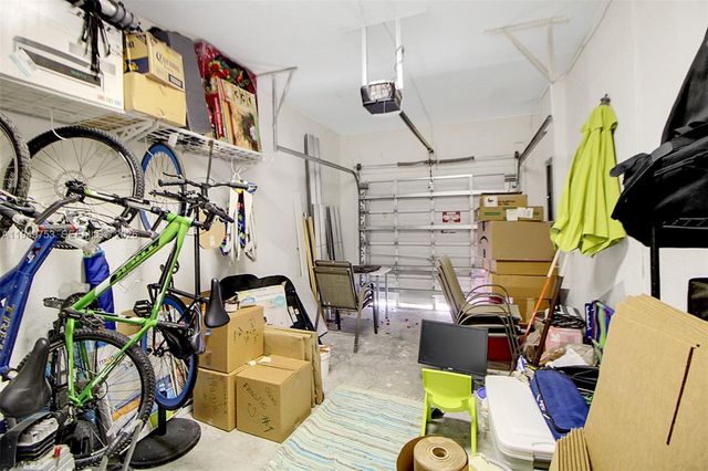 11491 NW 78th Ter, Doral, FL 33178