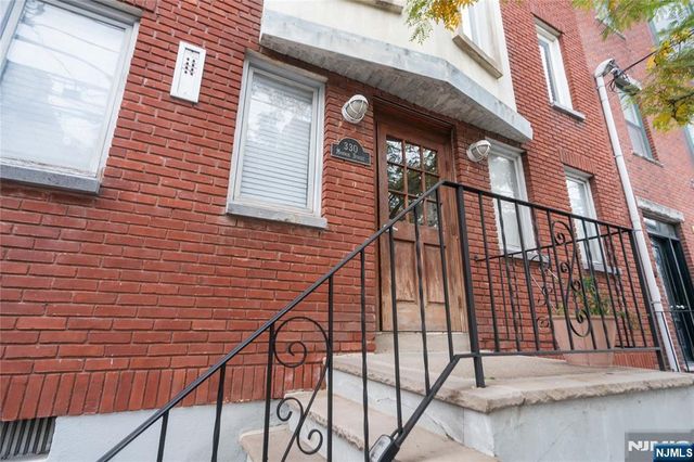 330 Monroe Street 3R, Hoboken, NJ 07030