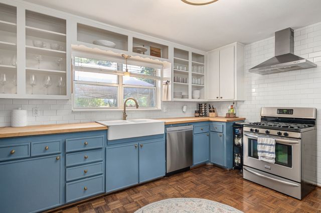 11636 Lochwood Boulevard, Dallas, TX 75218