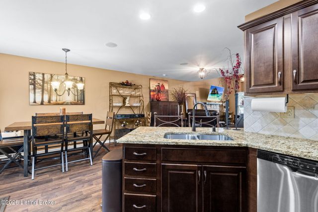10509 Venado Dr, Louisville, KY 40291