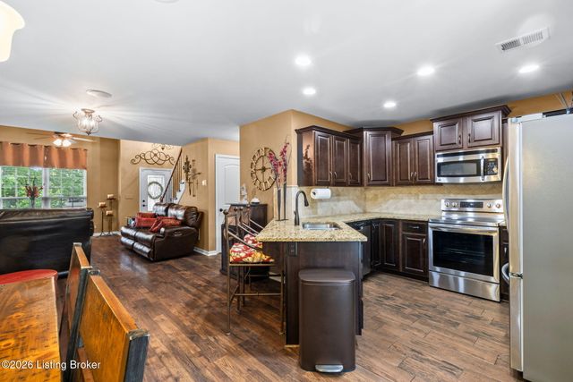10509 Venado Dr, Louisville, KY 40291