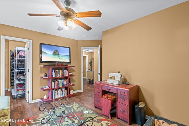 10509 Venado Dr, Louisville, KY 40291