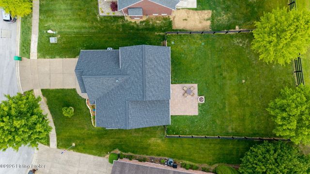 10509 Venado Dr, Louisville, KY 40291