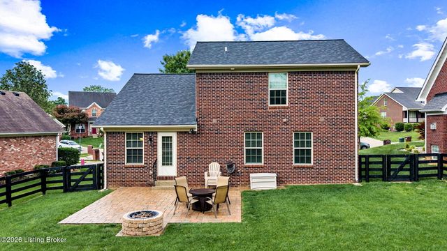 10509 Venado Dr, Louisville, KY 40291