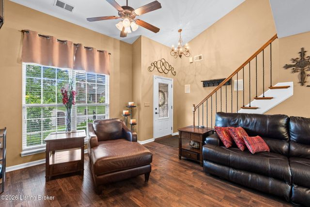 10509 Venado Dr, Louisville, KY 40291