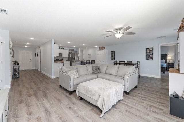 692 SW Hamberland Avenue, Port St. Lucie, Port St Lucie, FL 34953