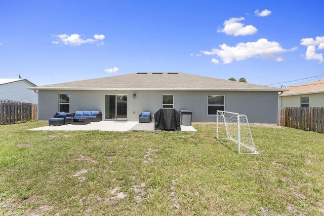 692 SW Hamberland Avenue, Port St. Lucie, Port St Lucie, FL 34953