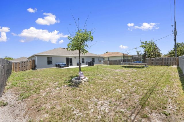 692 SW Hamberland Avenue, Port St. Lucie, Port St Lucie, FL 34953