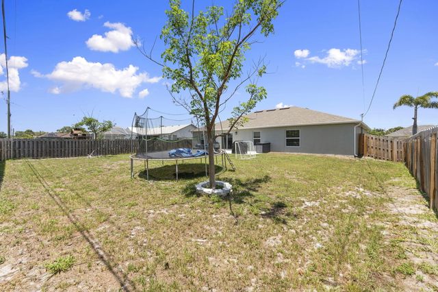 692 SW Hamberland Avenue, Port St. Lucie, Port St Lucie, FL 34953