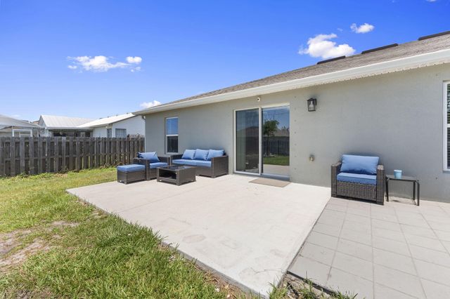 692 SW Hamberland Avenue, Port St. Lucie, Port St Lucie, FL 34953