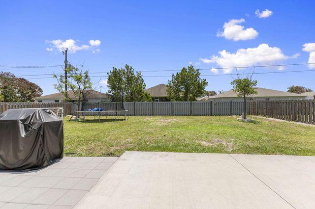 692 SW Hamberland Avenue, Port St. Lucie, Port St Lucie, FL 34953