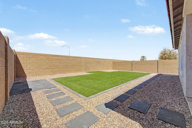 7922 W SANDS Road, Glendale, AZ 85303