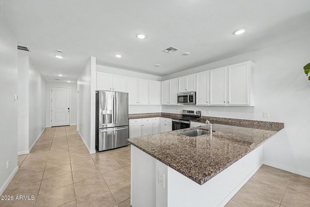 7922 W SANDS Road, Glendale, AZ 85303